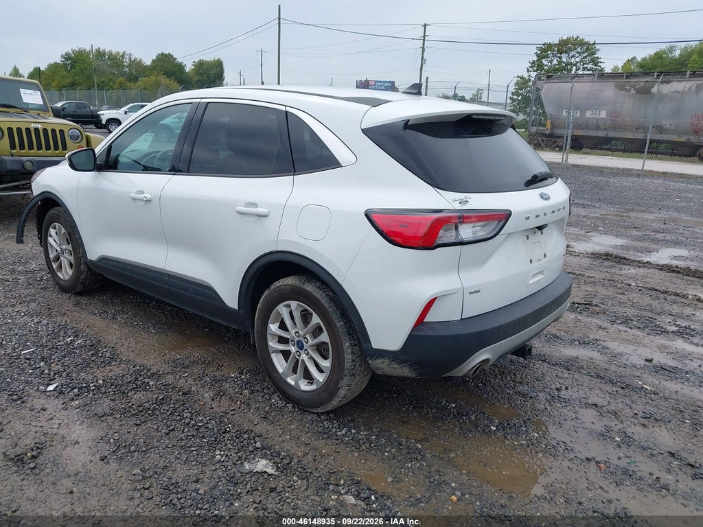2020 Ford Escape SE photo 3