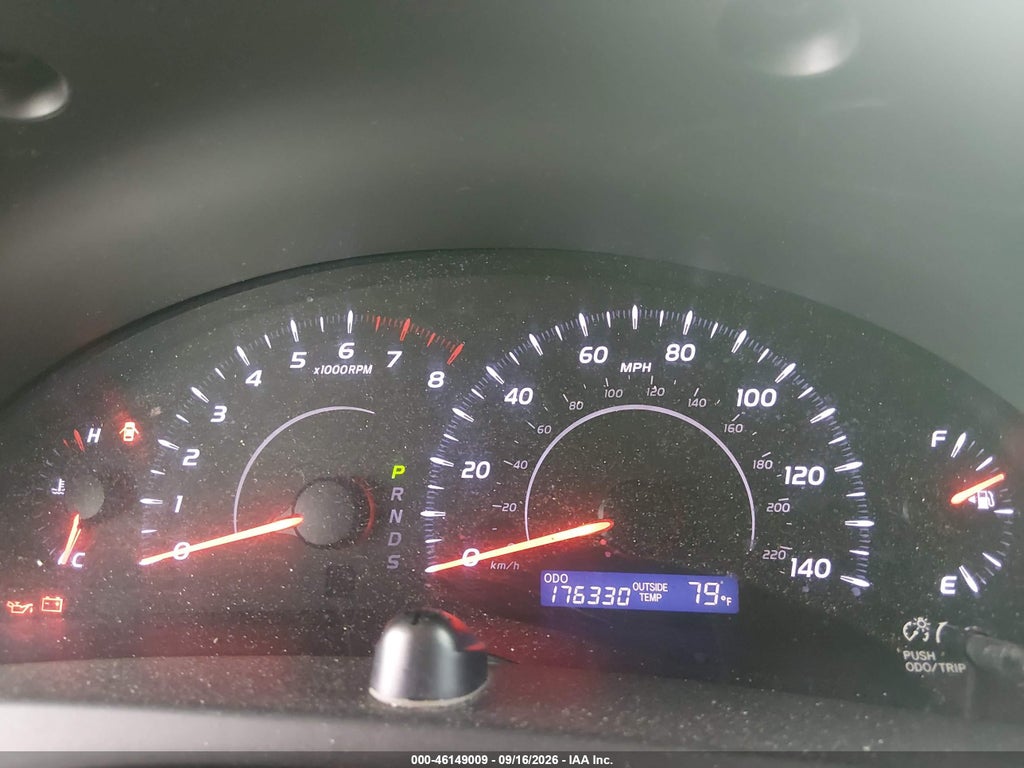 2011 Toyota Camry LE photo 7