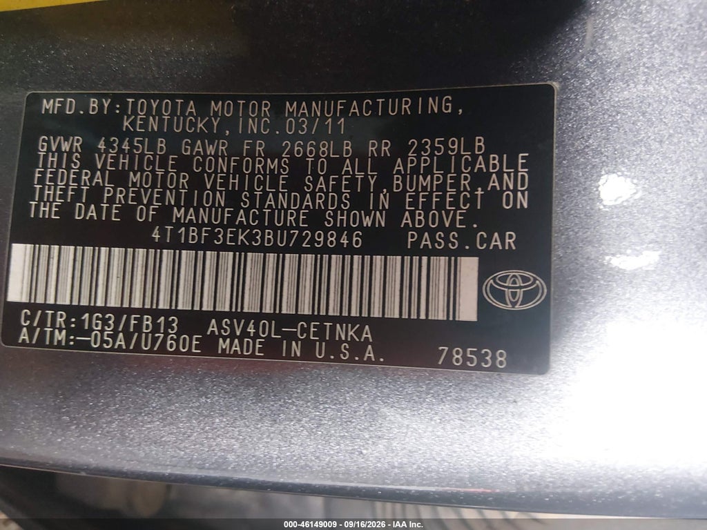 2011 Toyota Camry LE photo 9