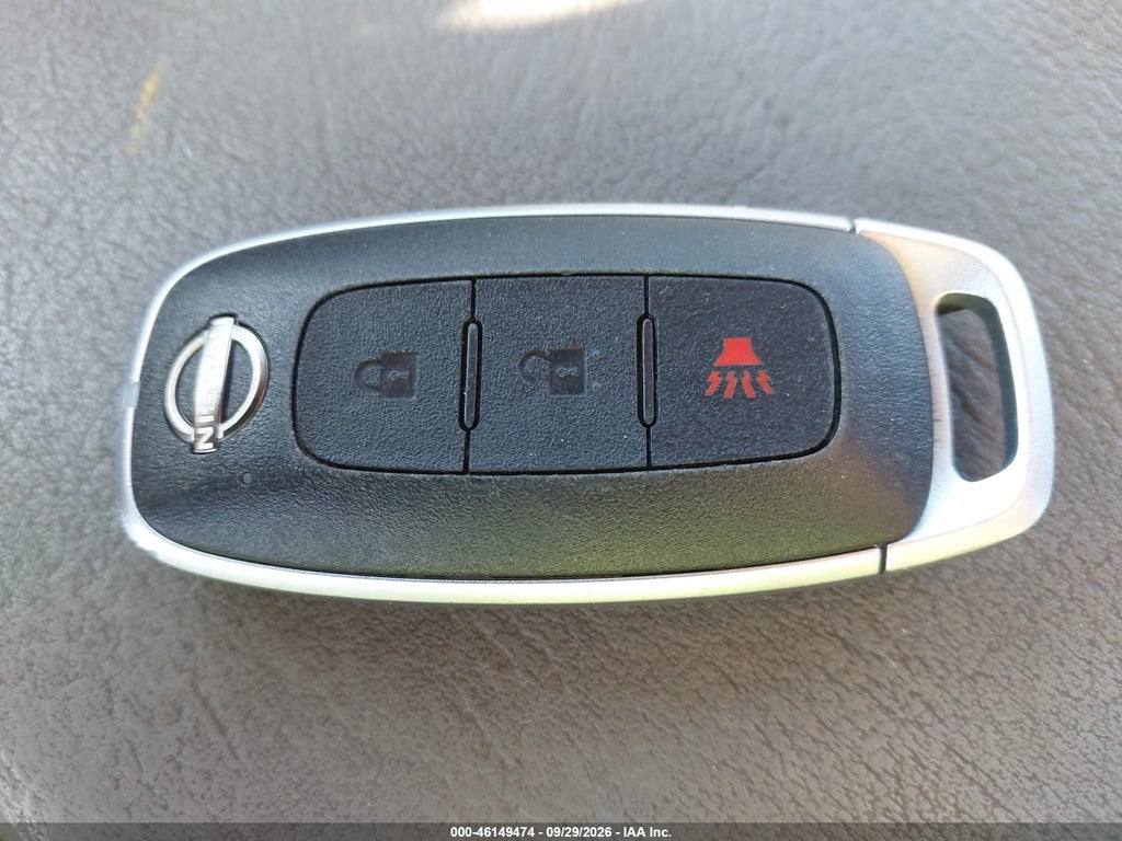 2024 Nissan Kicks S Xtronic CVT photo 11