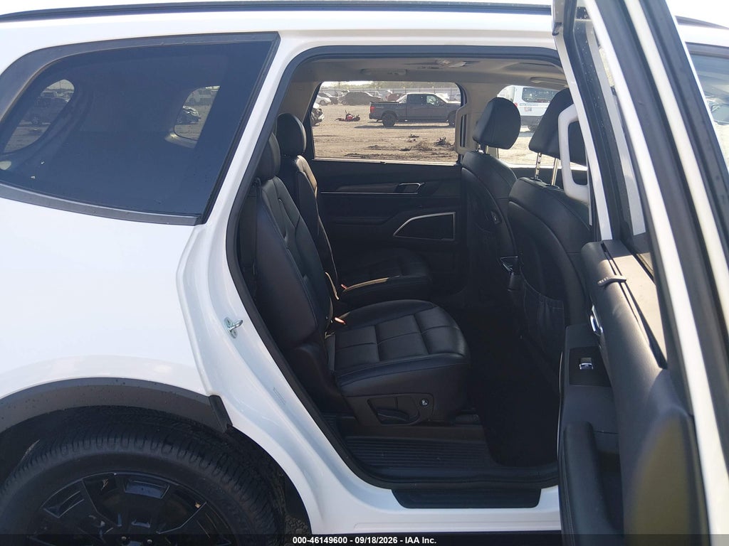 2022 Kia Telluride EX photo 8