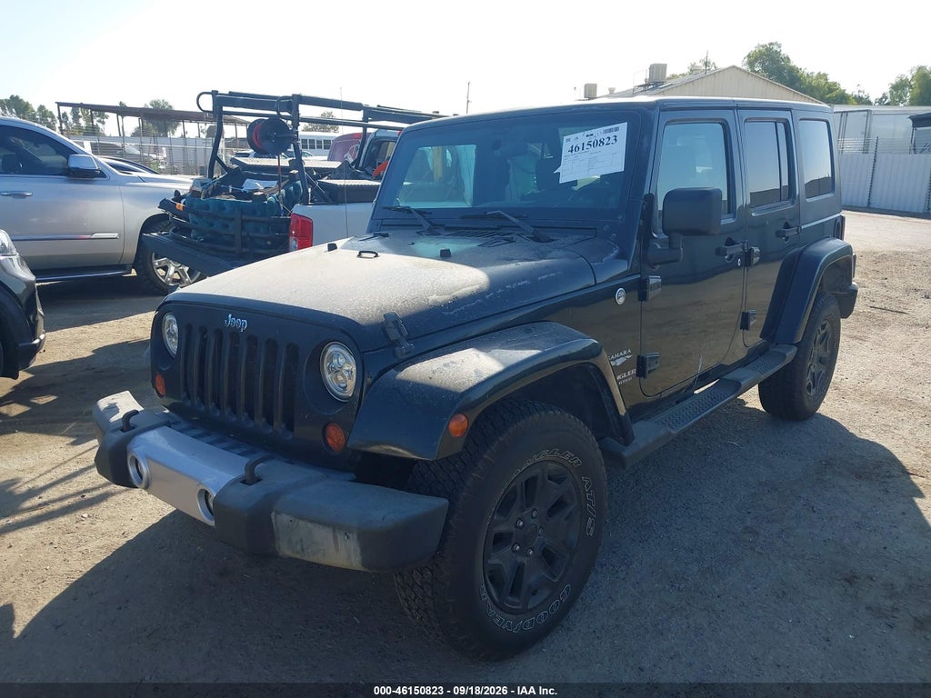 2008 Jeep Wrangler Unlimited Sahara photo 2