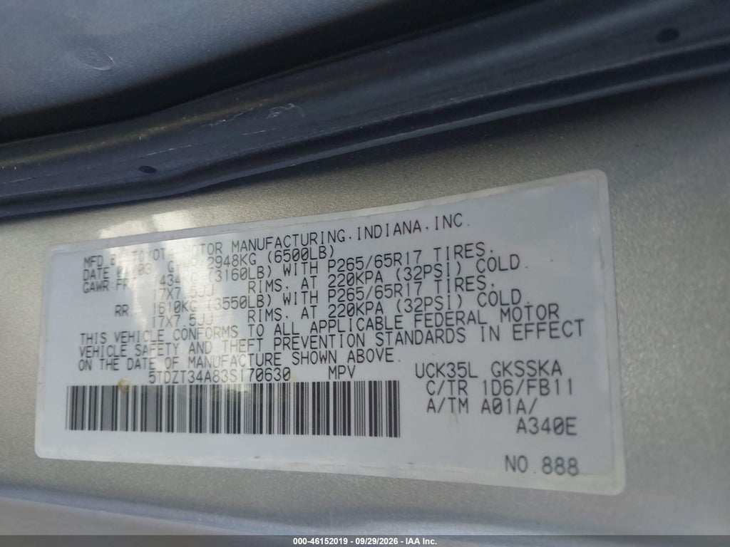 2003 Toyota Sequoia SR5 V8 photo 9