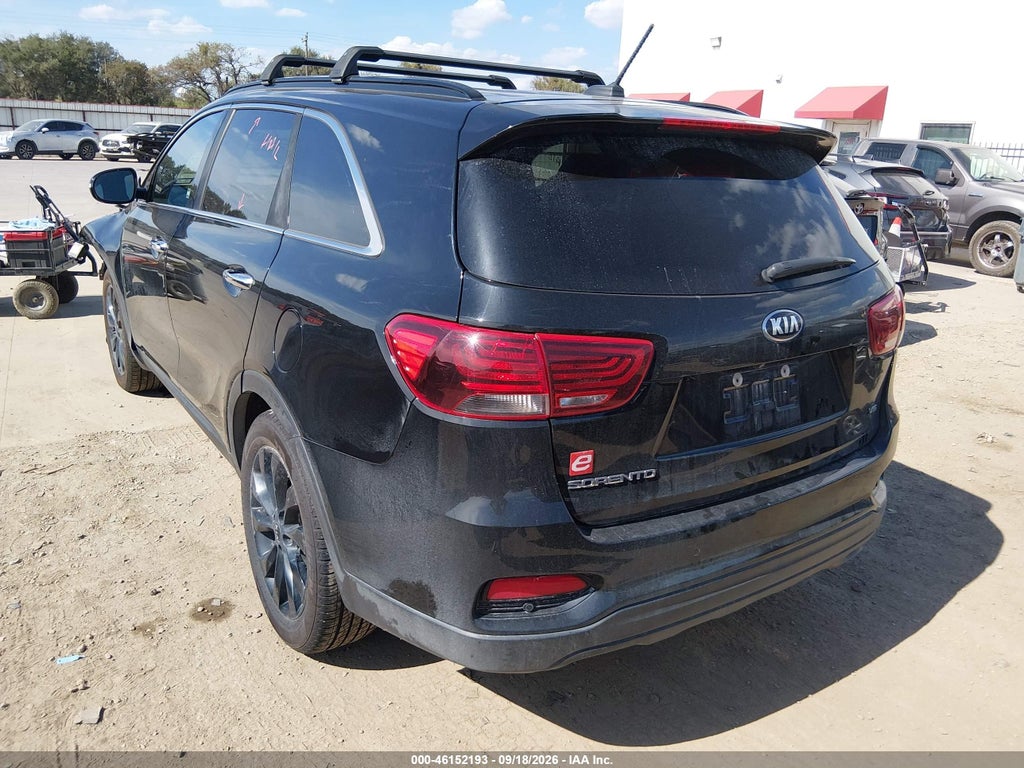 2019 Kia Sorento 3.3L S photo 3