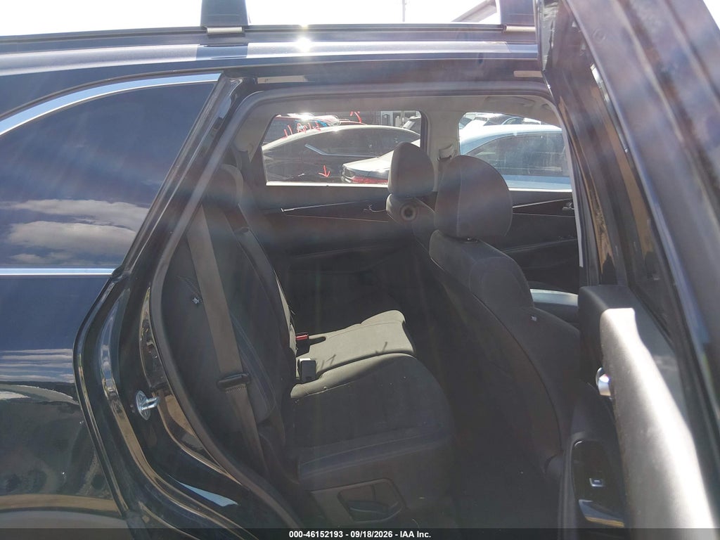 2019 Kia Sorento 3.3L S photo 8