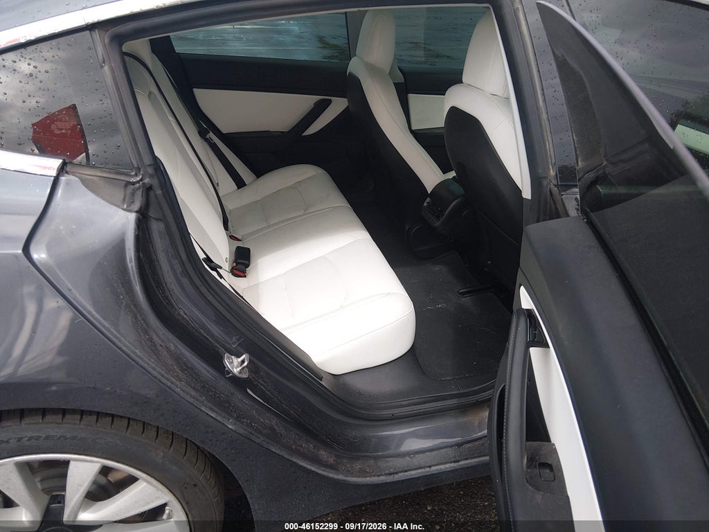 2018 Tesla Model 3 photo 8