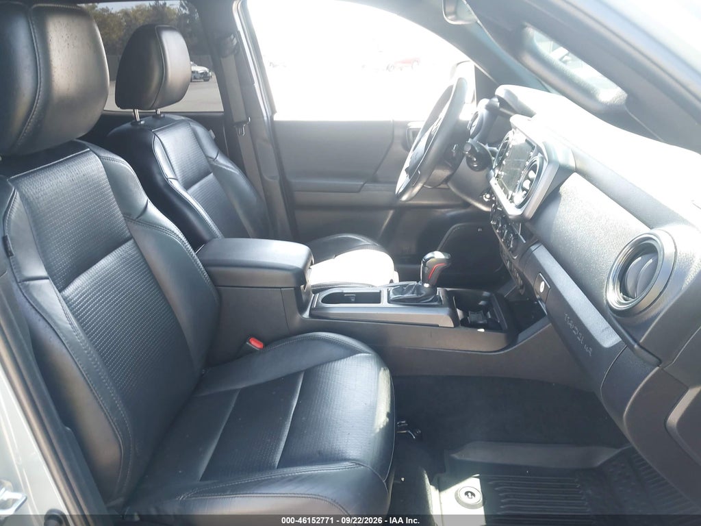 2022 Toyota Tacoma TRD OFF Road photo 5