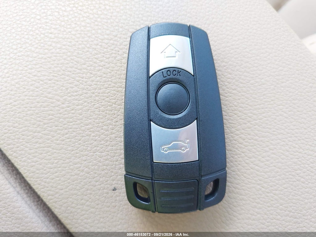 2010 BMW 528I photo 11