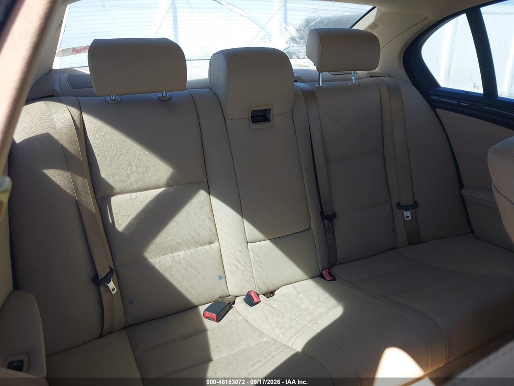 2010 BMW 528I photo 8