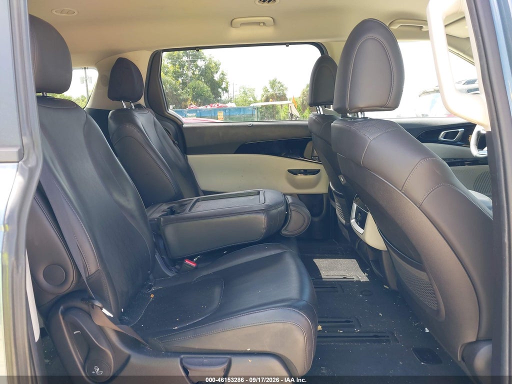 2022 Kia Carnival MPV EX photo 8