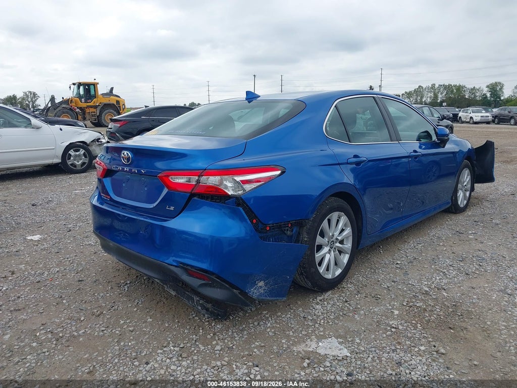 2019 Toyota Camry LE photo 4