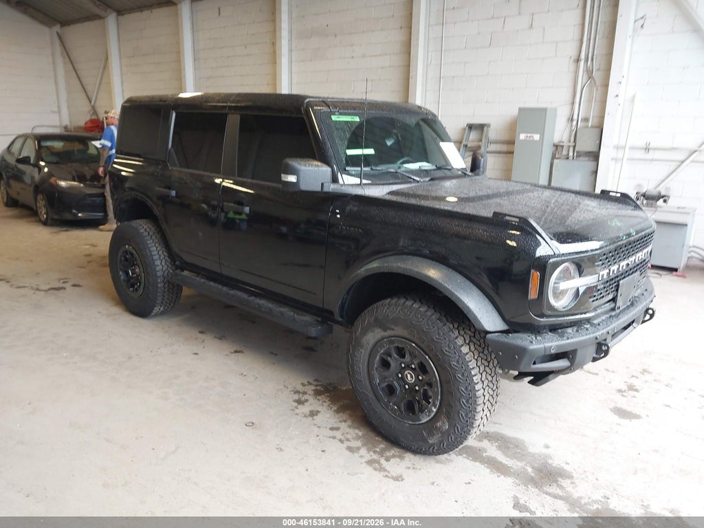 2025 Ford Bronco Badlands photo 1