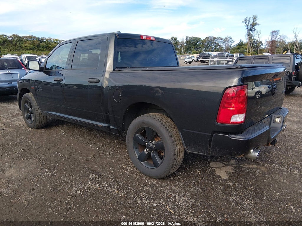 2016 Ram 1500 Express photo 3
