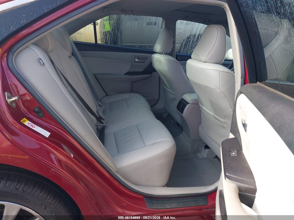 2017 Toyota Camry XLE photo 8