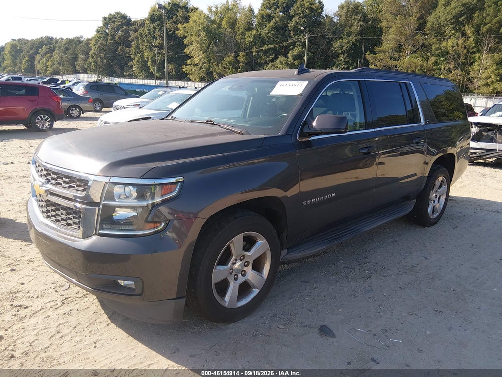 2016 Chevrolet Suburban LT photo 2