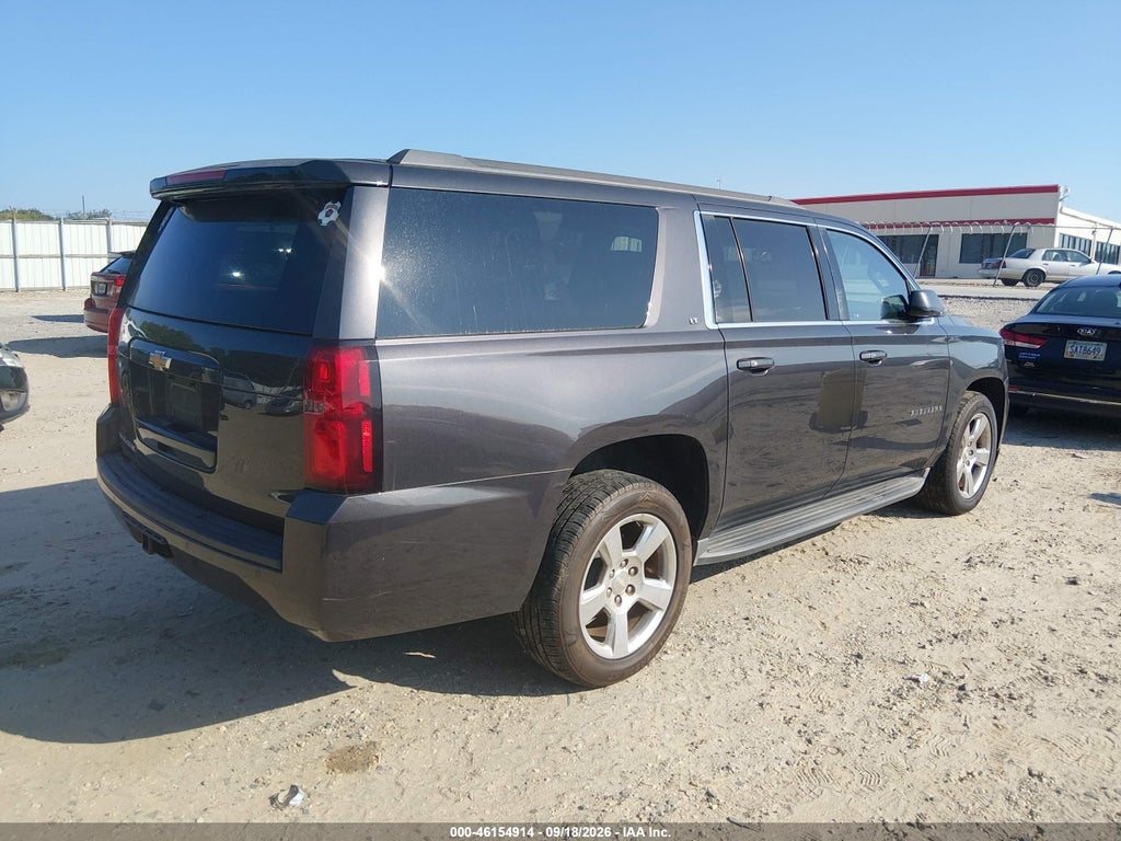 2016 Chevrolet Suburban LT photo 4