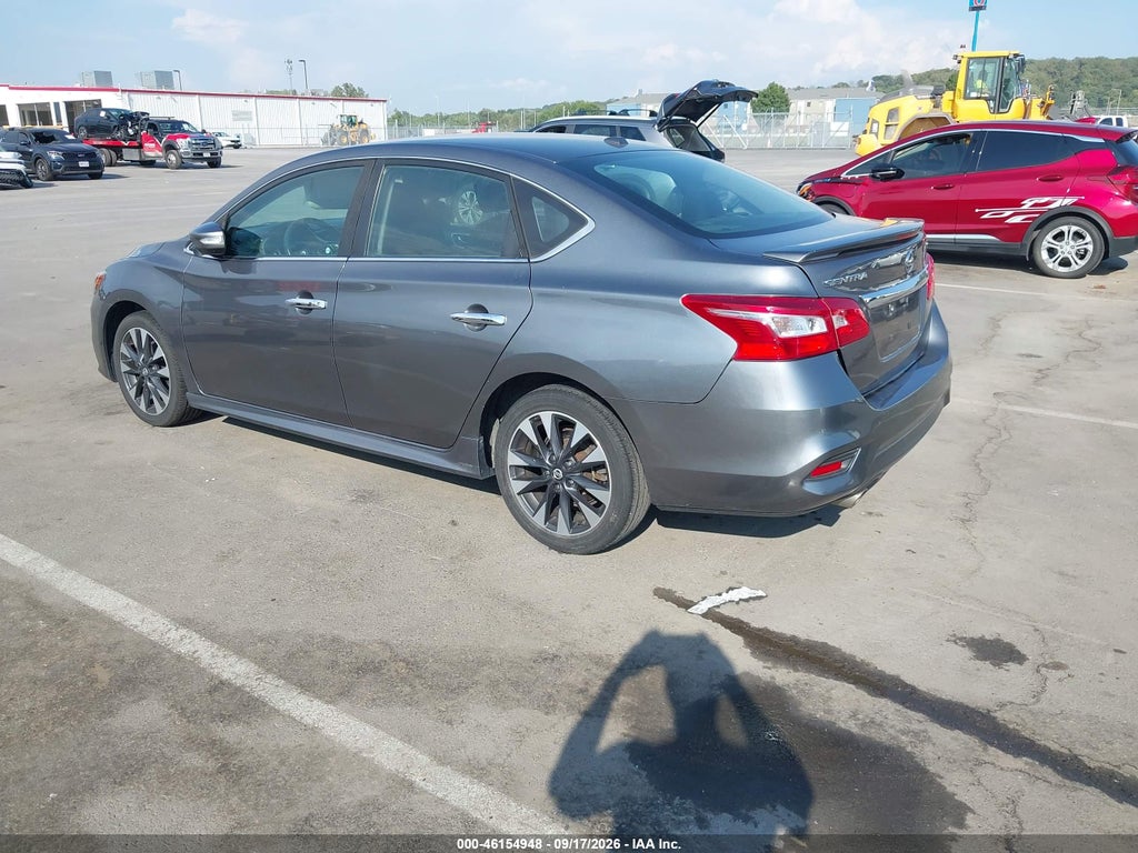 2017 Nissan Sentra SR photo 3