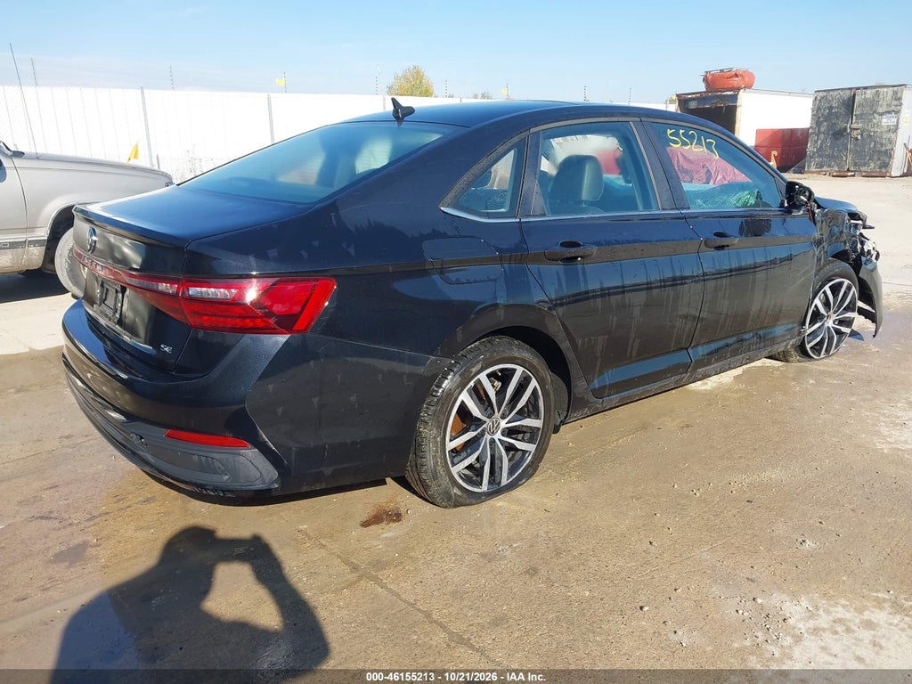 2025 Volkswagen Jetta 1.5T SE photo 4