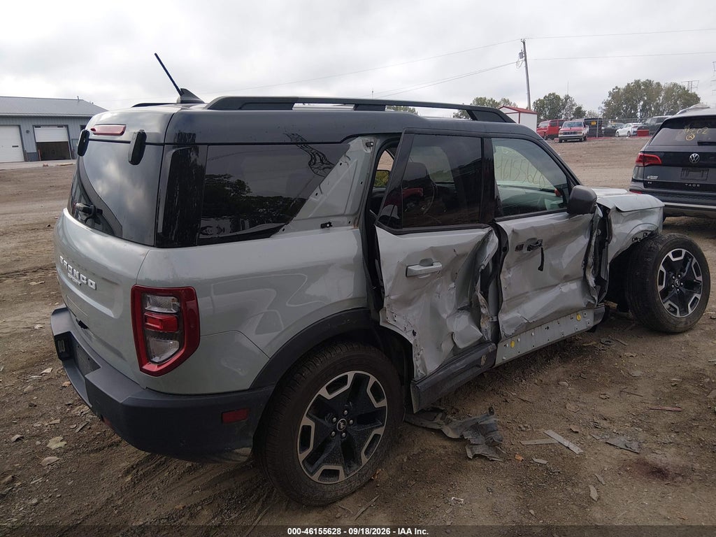 2021 Ford Bronco Sport Outer Banks photo 4