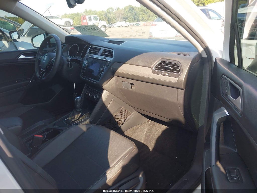 2020 Volkswagen Tiguan 2.0T SE/2.0T SE R-Line Black/2.0T SEL photo 5