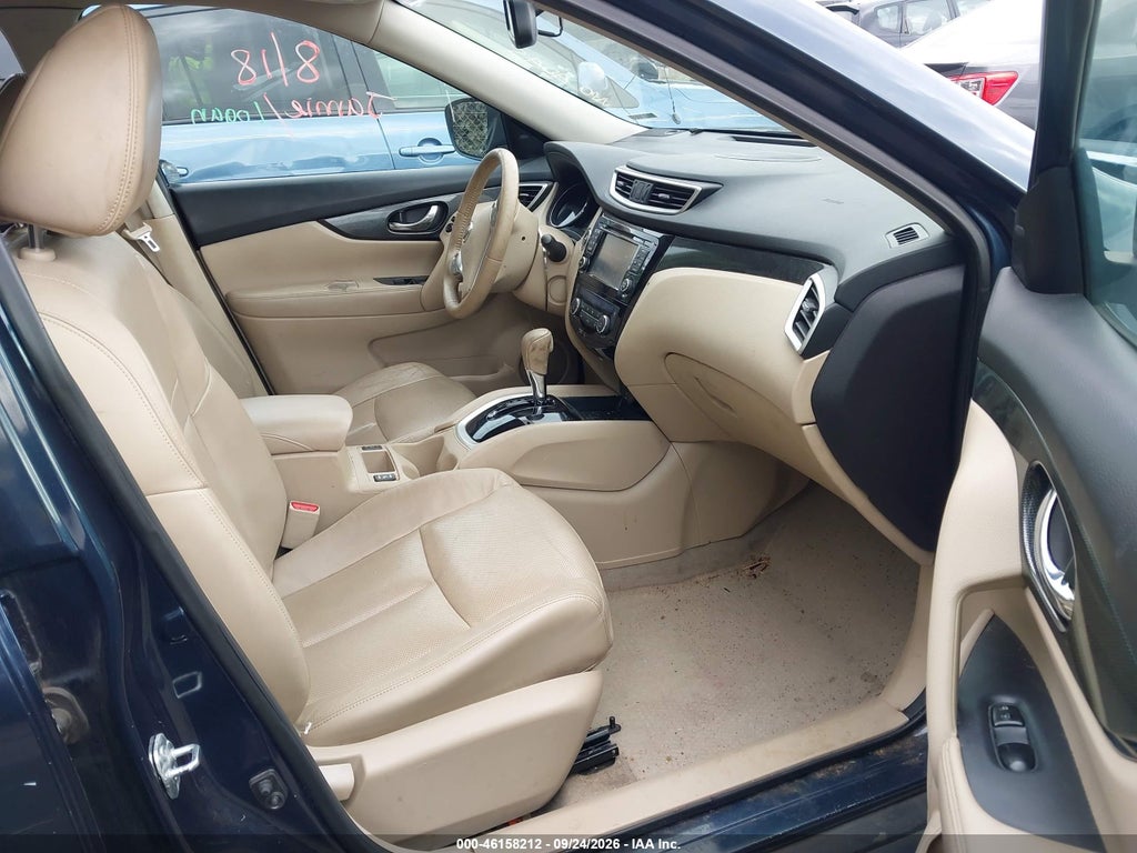 2015 Nissan Rogue SL photo 5