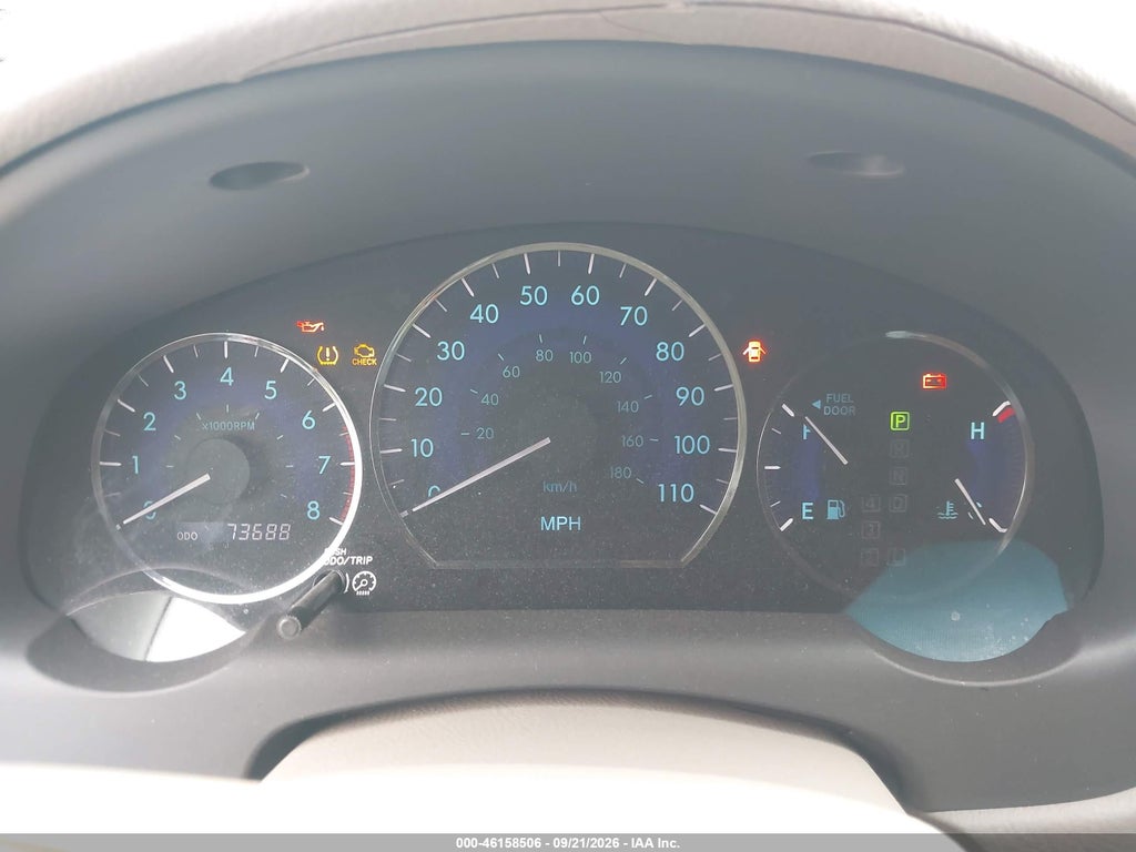 2010 Toyota Sienna LE photo 7