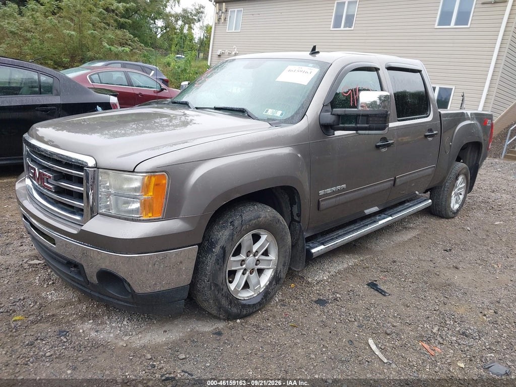 2012 GMC Sierra 1500 SLE photo 2