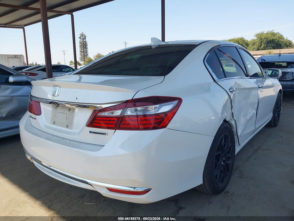 2017 Honda Accord Hybrid EX-L photo 4