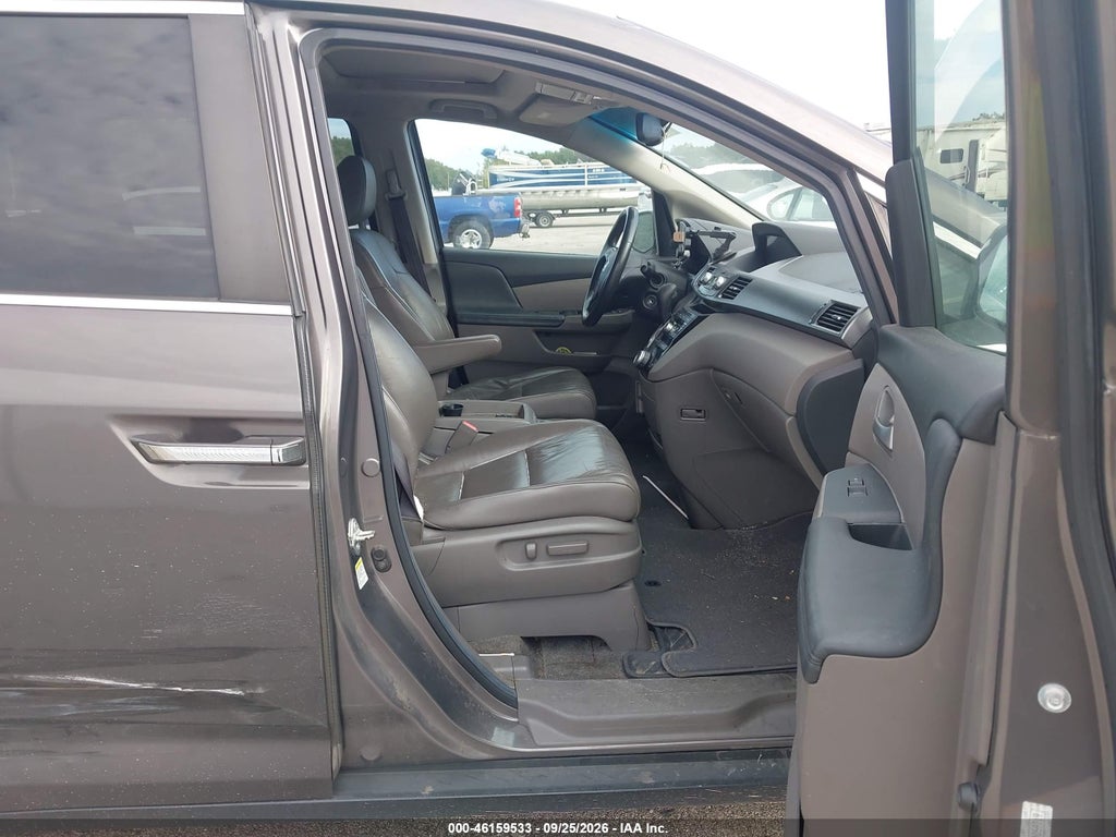 2012 Honda Odyssey EX-L photo 5