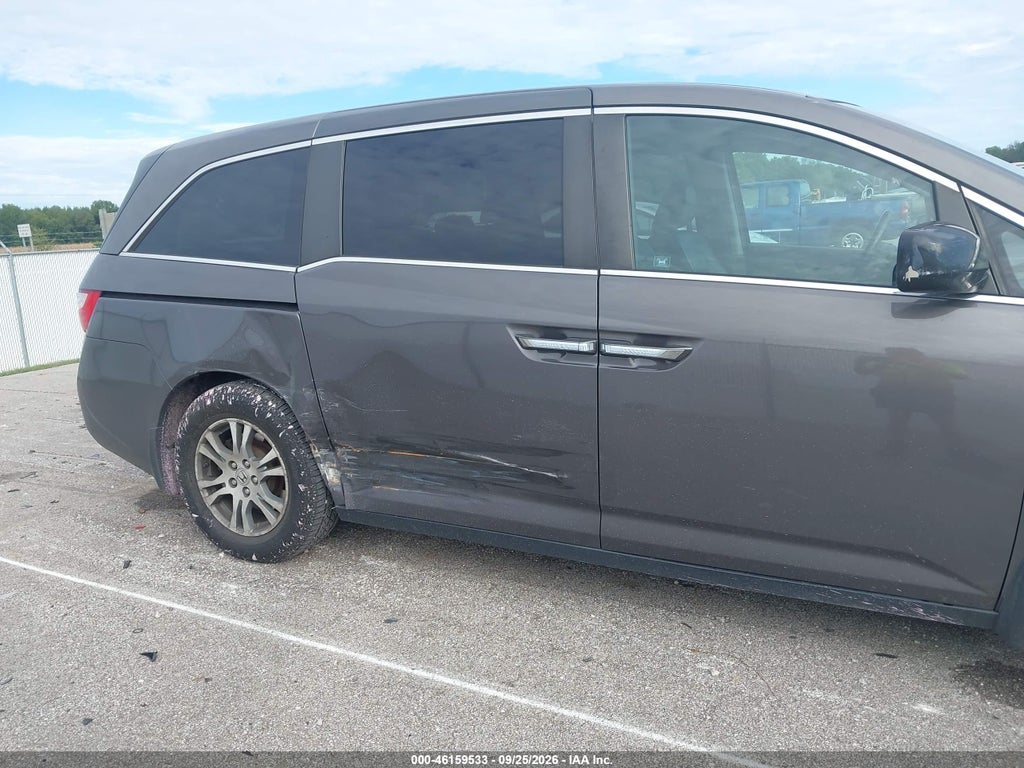 2012 Honda Odyssey EX-L photo 6