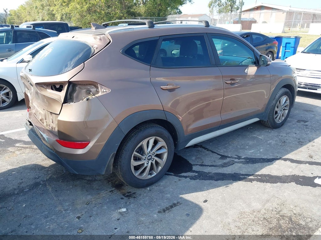 2017 Hyundai Tucson SE Plus photo 4