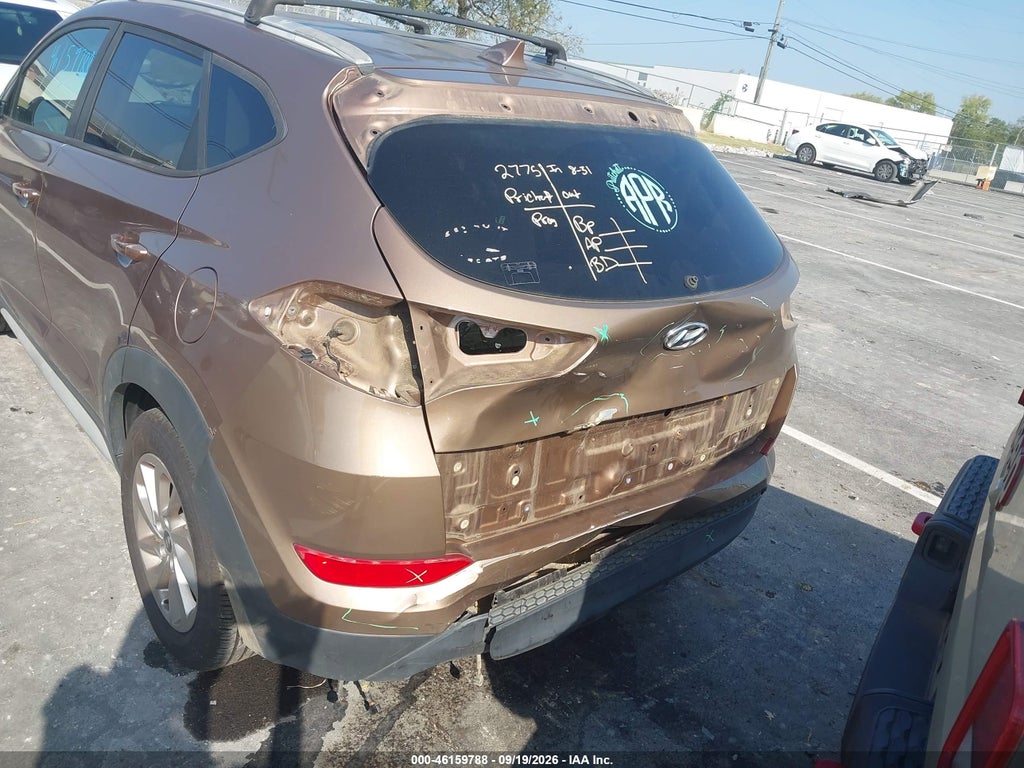 2017 Hyundai Tucson SE Plus photo 6