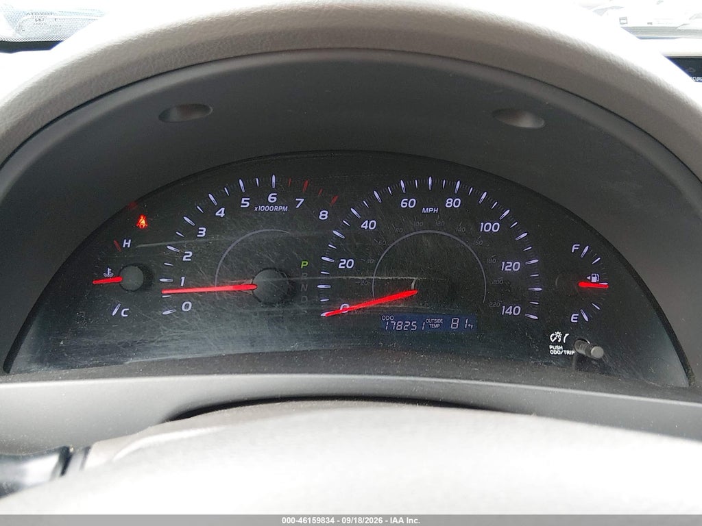 2011 Toyota Camry LE photo 7