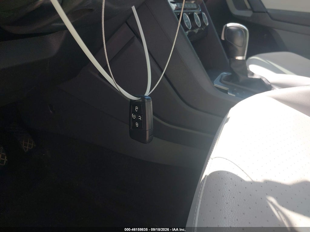 2019 Volkswagen Tiguan 2.0T SE/2.0T SEL/2.0T SEL R-Line/2.0T SEL R-Line Black photo 11