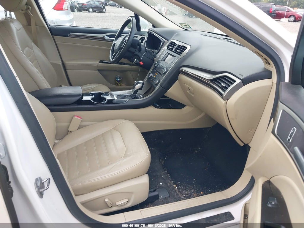 2015 Ford Fusion Hybrid SE photo 5