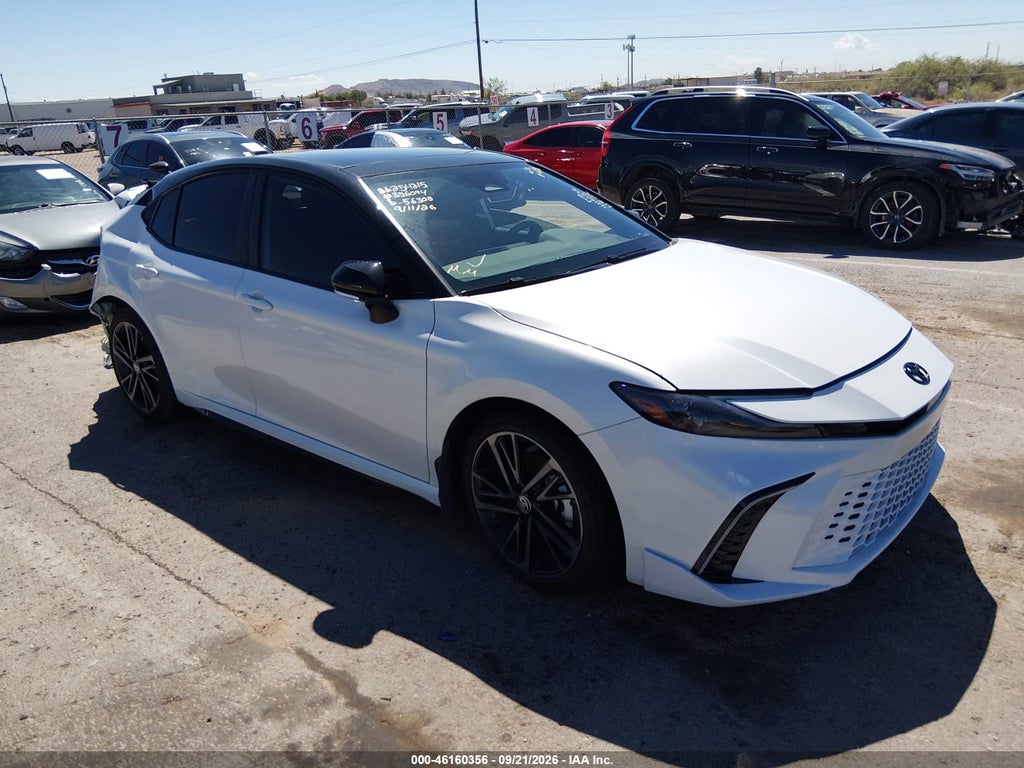 TOYOTA CAMRY 2026