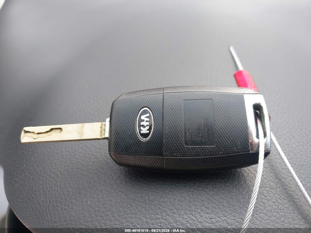 2021 Kia RIO S photo 11