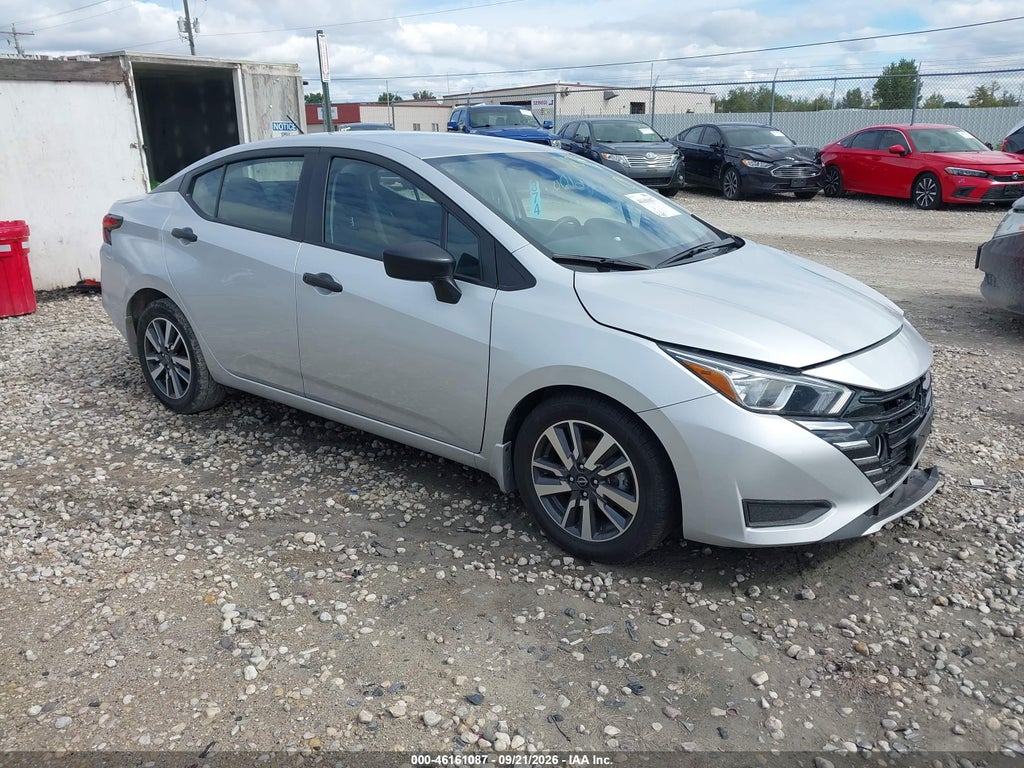 NISSAN VERSA 2024