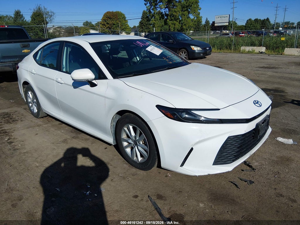 TOYOTA CAMRY 2025