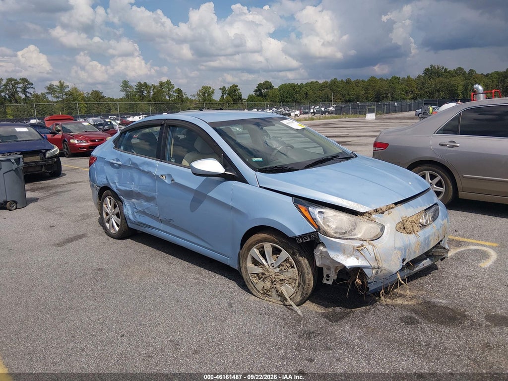 2013 Hyundai Accent GLS photo 1