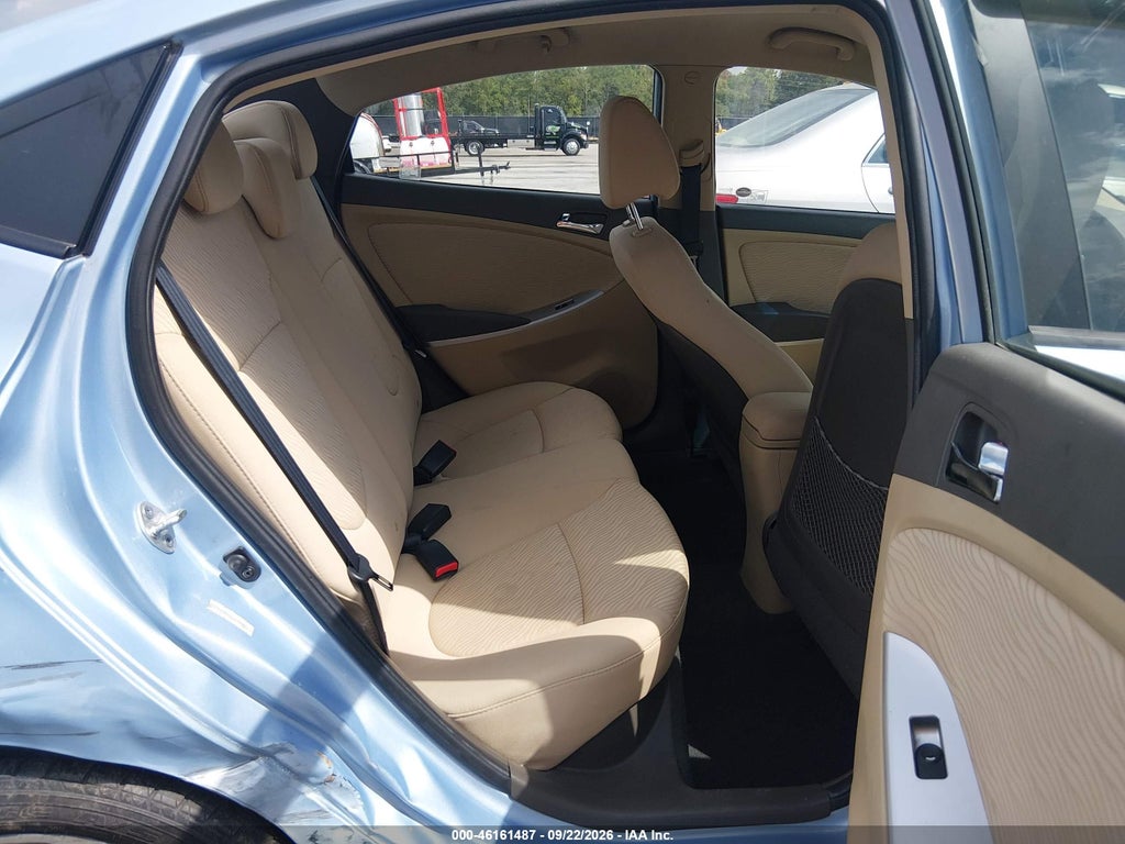 2013 Hyundai Accent GLS photo 8