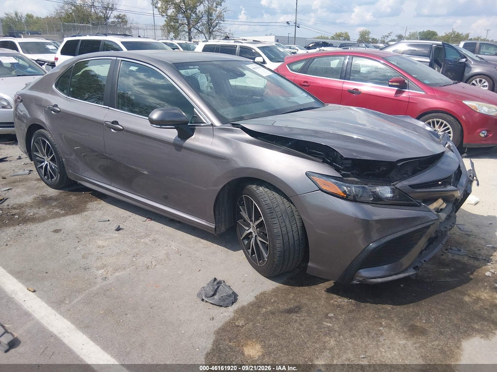 TOYOTA CAMRY 2023