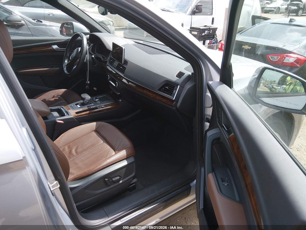 2018 Audi Q5 2.0T Premium/2.0T Tech Premium photo 5
