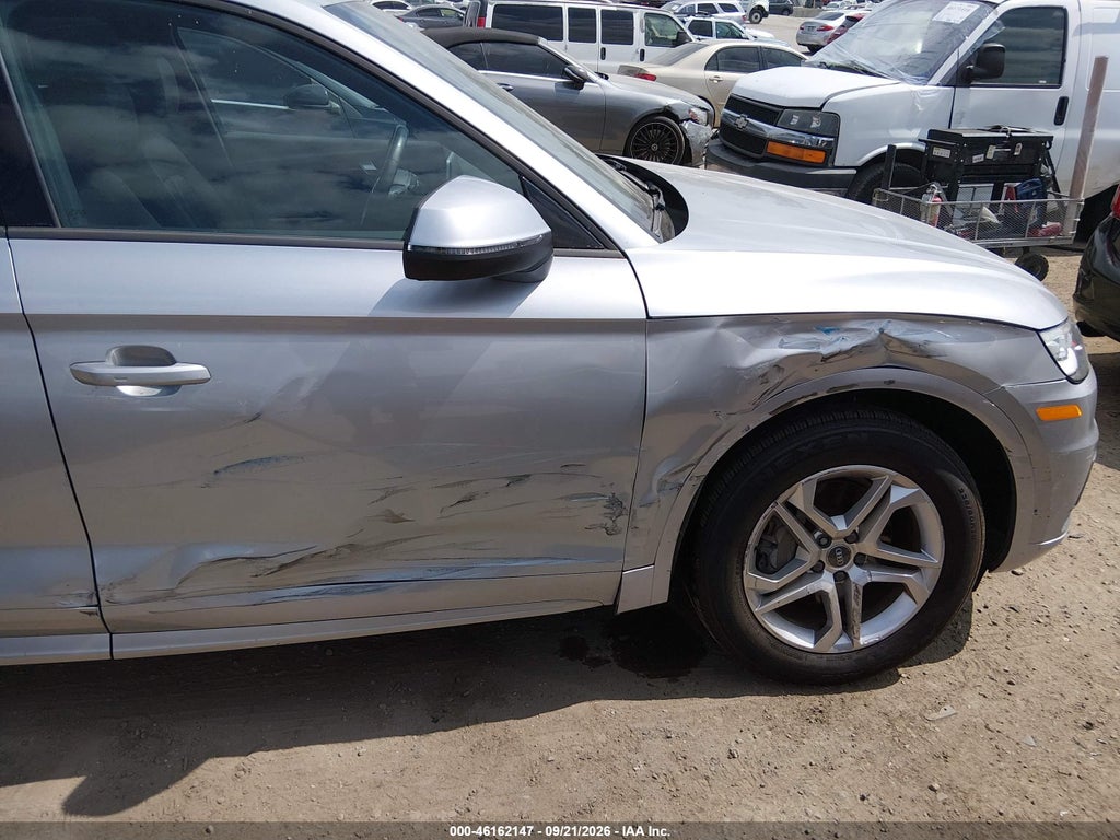 2018 Audi Q5 2.0T Premium/2.0T Tech Premium photo 6