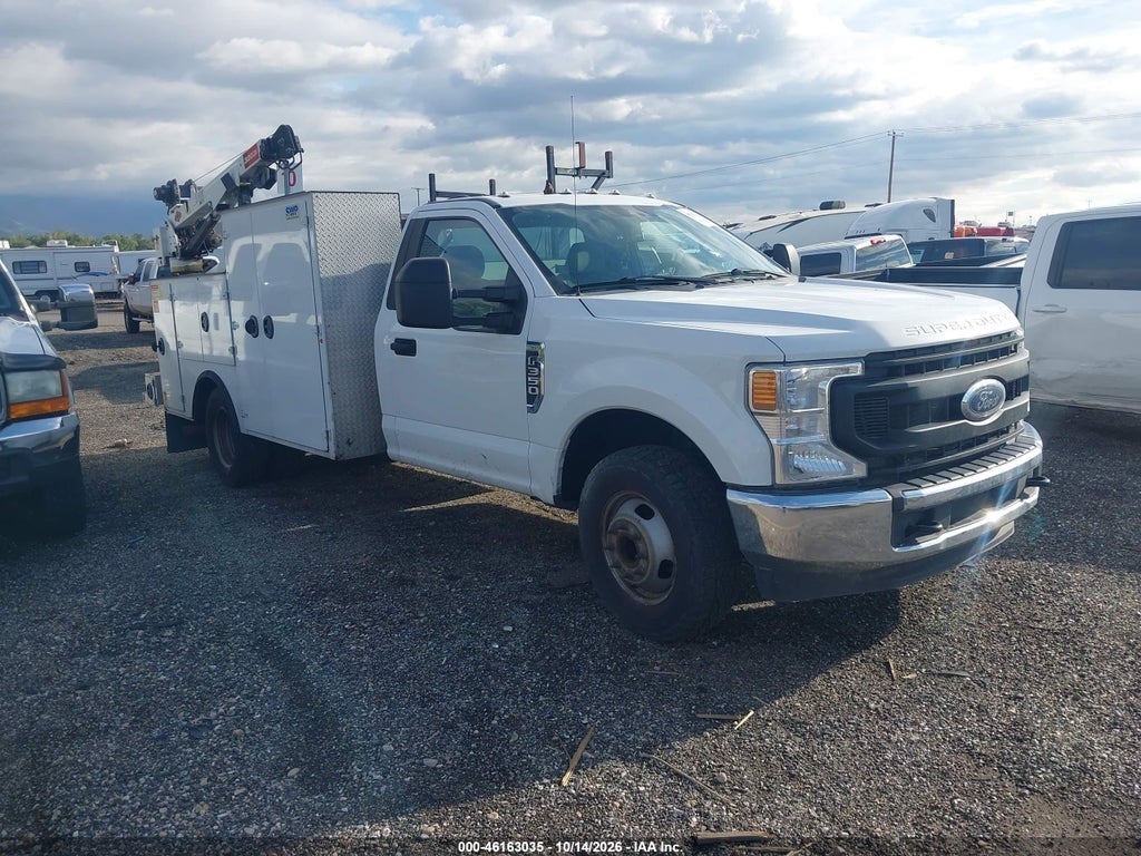 2021 Ford F-350 Chassis XL photo 1