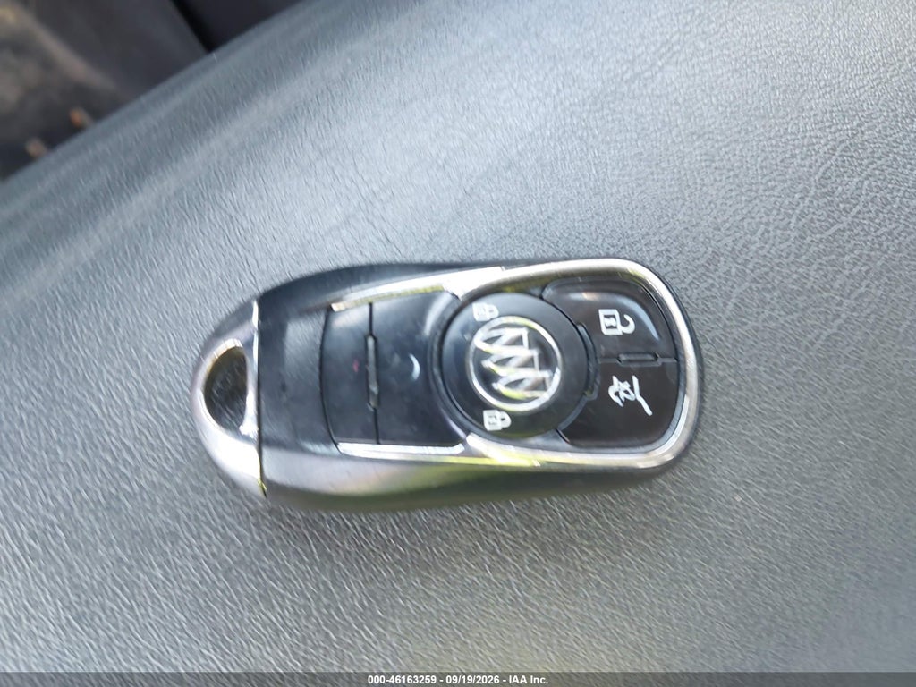 2017 Buick Envision Essence photo 11