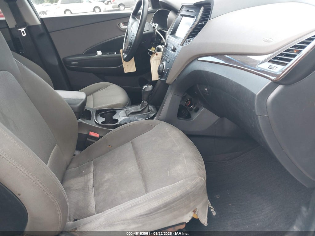 2017 Hyundai Santa FE Sport 2.4L photo 5
