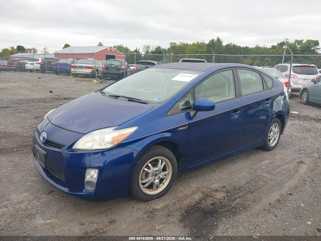 2011 Toyota Prius TWO photo 2