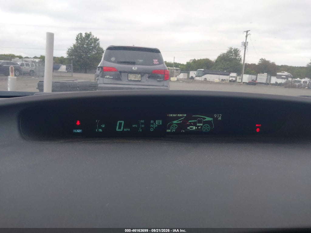 2011 Toyota Prius TWO photo 7