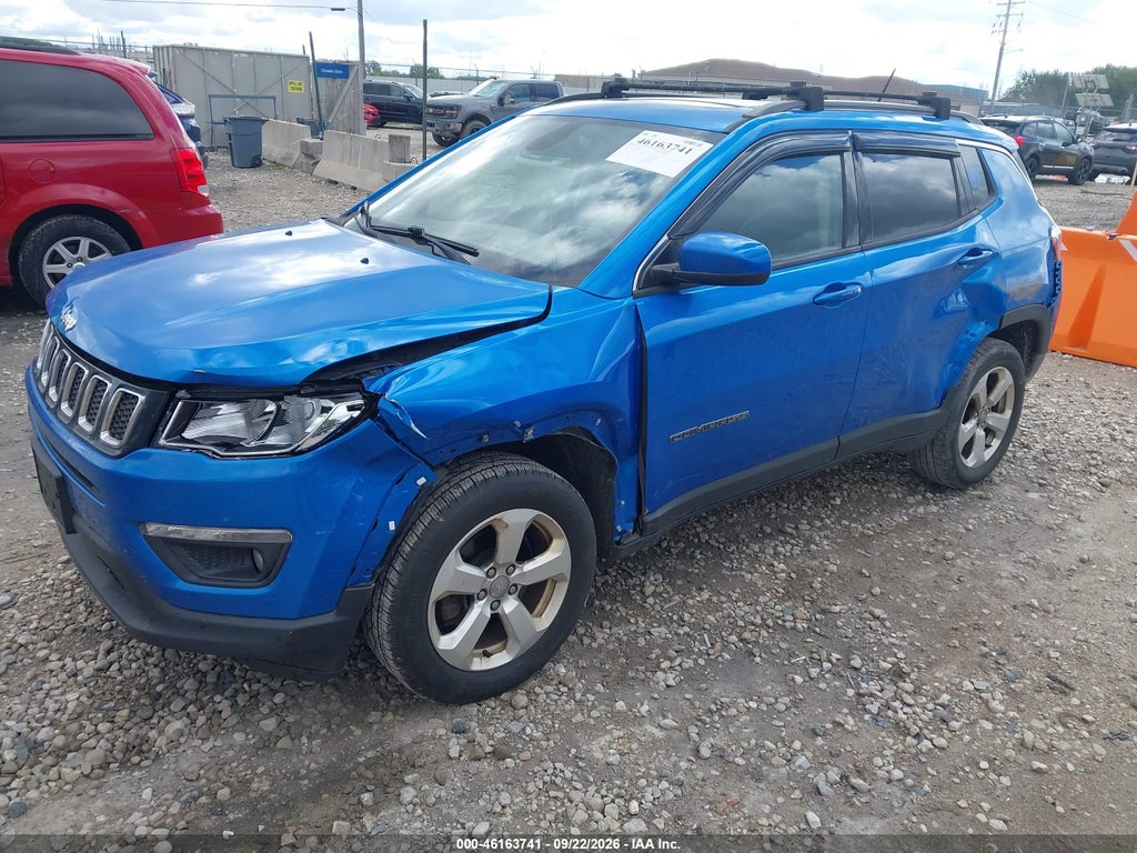 2017 Jeep New Compass Latitude 4X4 photo 2